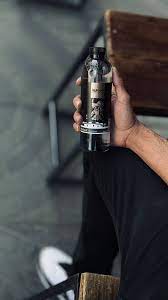 تصویر 3 از آب معدنی درب مشکی استثنایی و ویژه